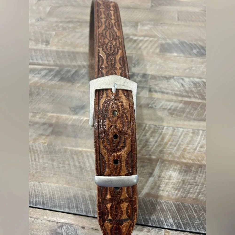 Vintage Western Tooled Leather Belt